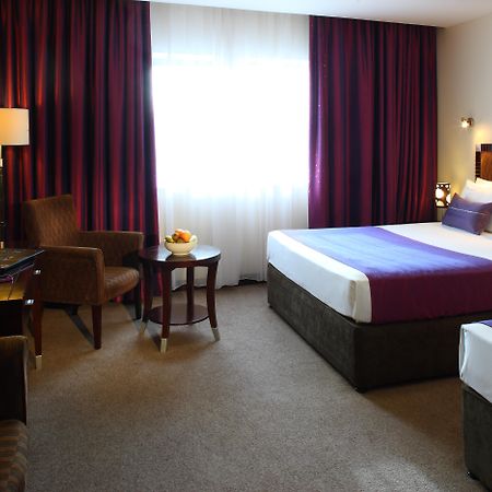 Mcgettigans Hotel 레터케니 외부 사진