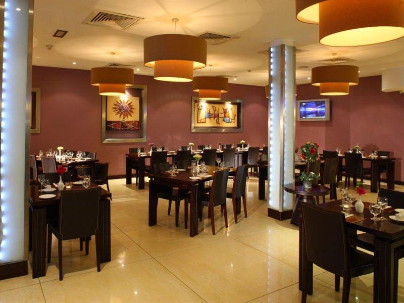 Mcgettigans Hotel 레터케니 외부 사진