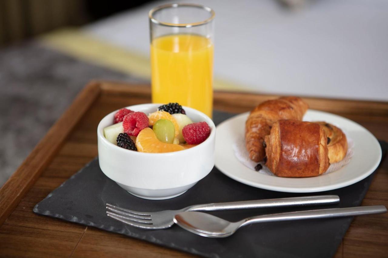 Mcgettigans Hotel 레터케니 외부 사진